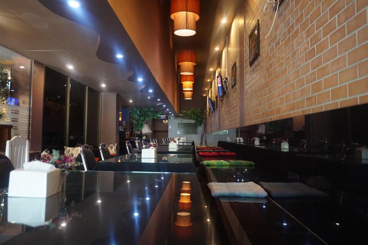 Bangkok Travel Suites Hotel Nonthaburi Esterno foto